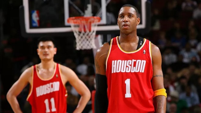 假动作后外 假动作后外