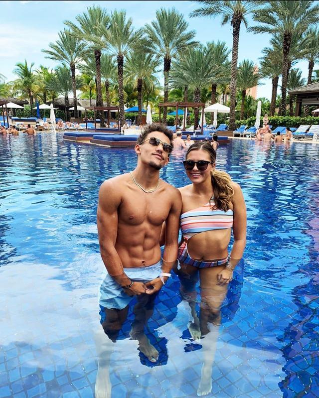 罗宾逊在 罗宾逊在